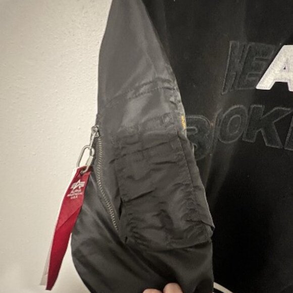 NWT-ALPHA INDUSTRIES X J FROST Varsity MA-1 Jacket Sz L “Heart Broken” - Picture 5 of 5